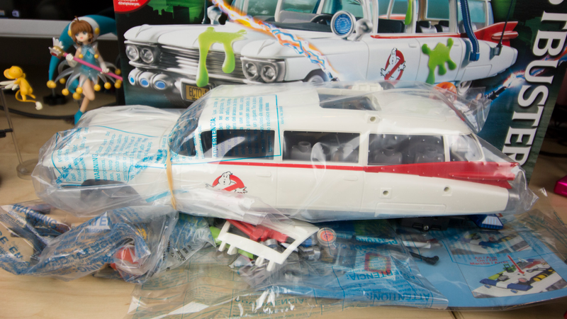 Illustration for article titled Toy Time Celebrates Ghostbusters Day With Playmobil's Ecto-1